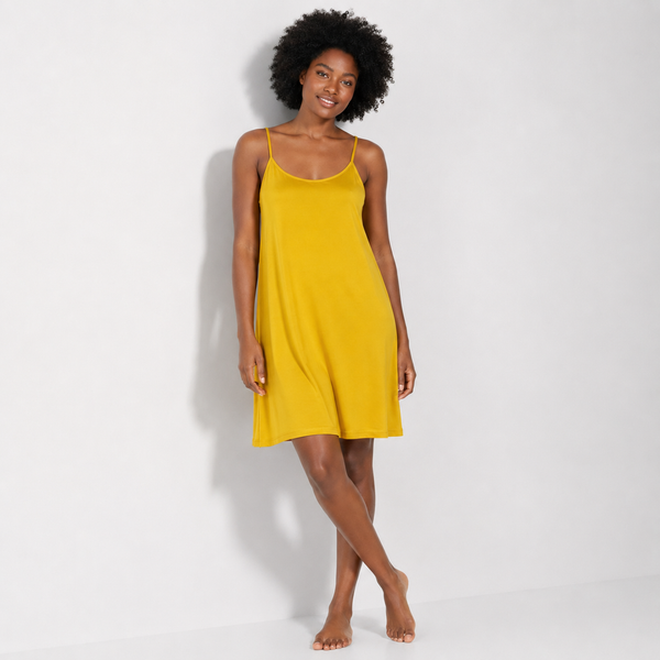Fond de robe jaune court