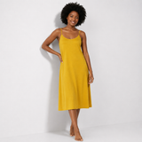 Fond de robe jaune midi