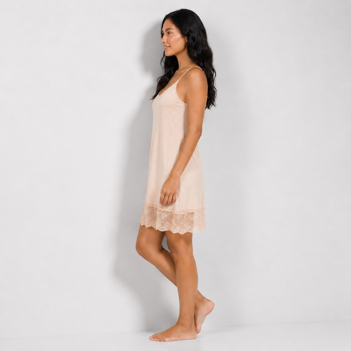 Fond de robe soie et dentelles beige