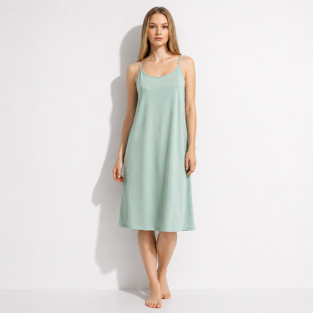 Fond de robe vert d'eau midi