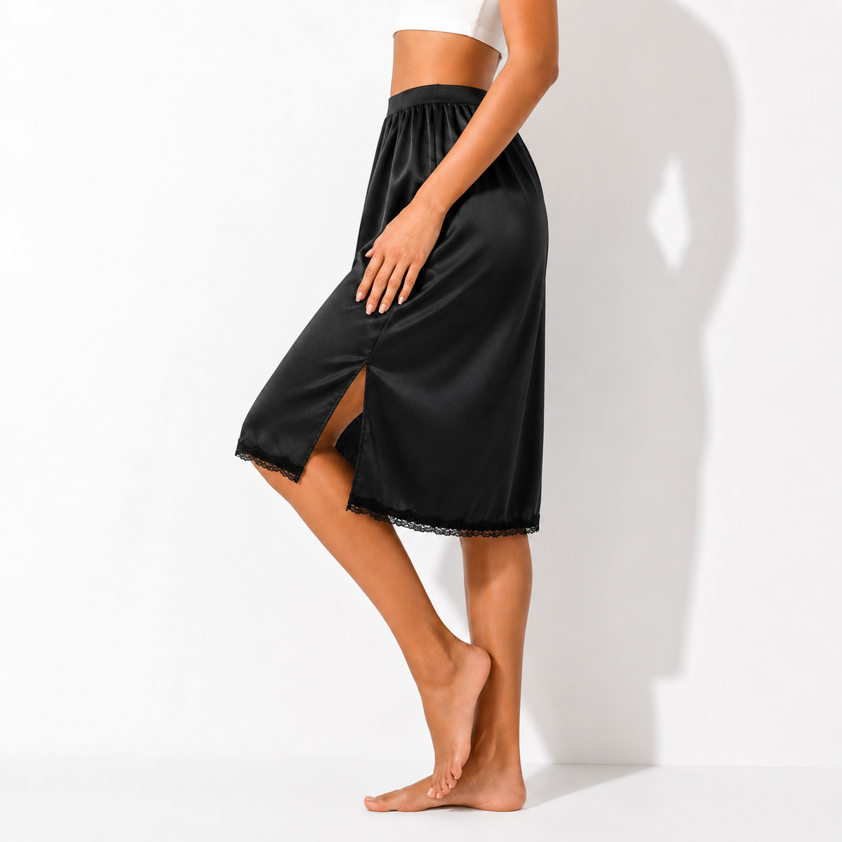 Jupon sous robe fluide noir profil
