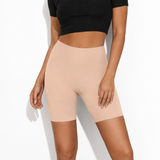 Short beige sous robe