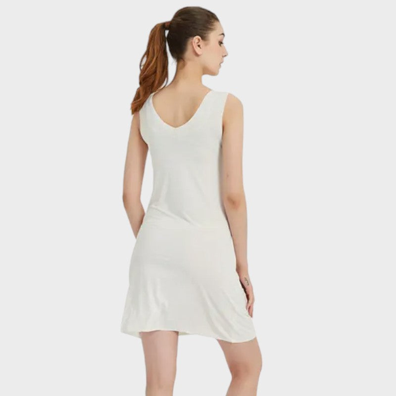 Fond de robe blanche courte